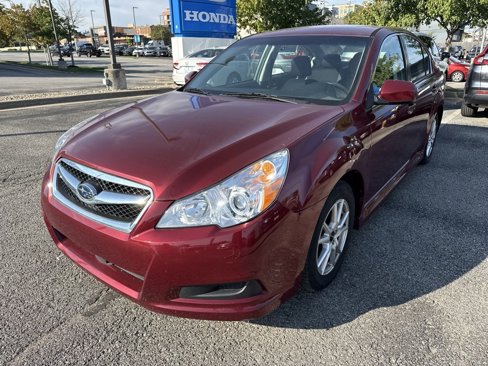 Used 2011 Subaru Legacy 2.5i Premium image 2