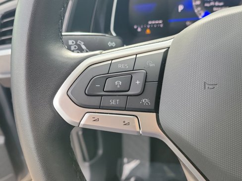 Used 2024 Volkswagen Jetta SE image 26