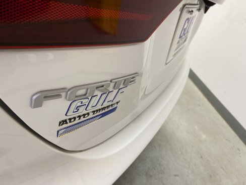 Used 2024 Kia Forte LXS image 16