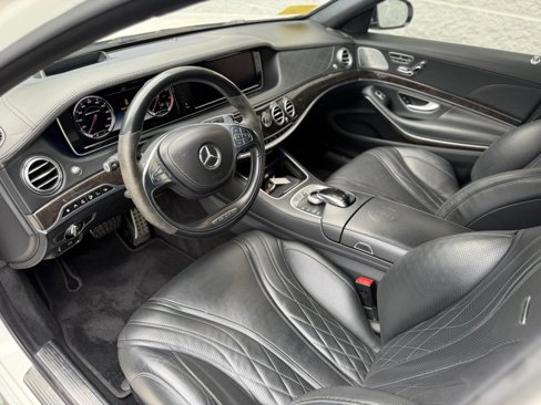 Used 2015 Mercedes-Benz S 63 AMG 4MATIC Sedan image 9