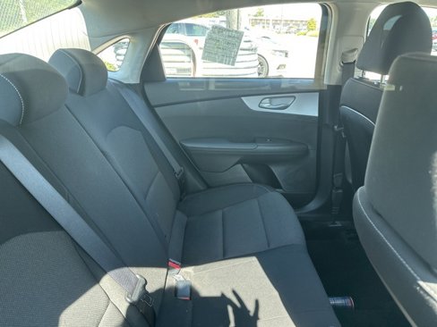 Used 2024 Kia Forte LXS image 4