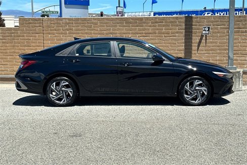 New 2025 Hyundai Elantra Sport image 3