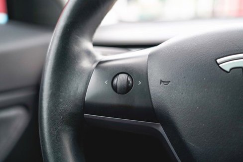 Used 2018 Tesla Model 3 Long Range image 21