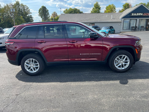Used 2025 Jeep Grand Cherokee Laredo X w/ Luxury Tech Group I image 4