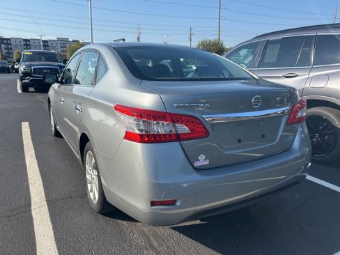 Used 2013 Nissan Sentra SV image 2