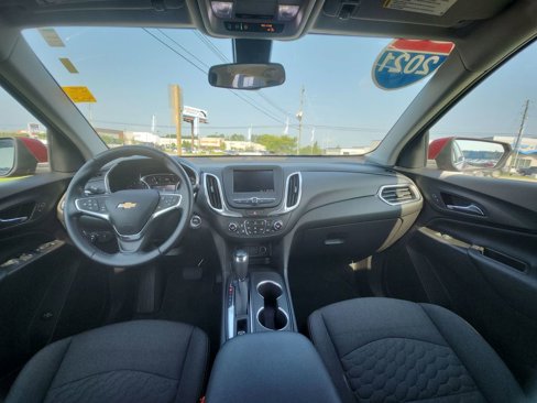 Certified 2021 Chevrolet Equinox LT image 11