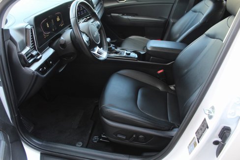Used 2023 Kia Sportage EX image 10