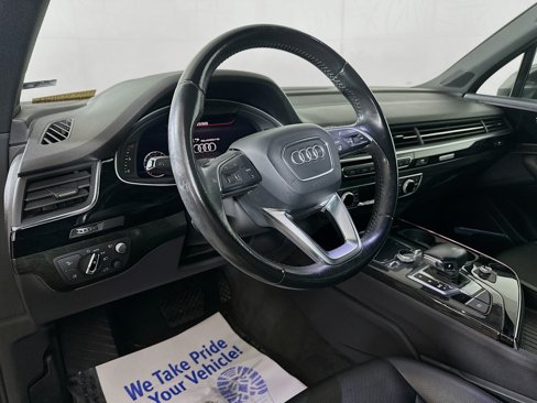 Used 2018 Audi Q7 3.0T Prestige w/ Prestige Package image 9