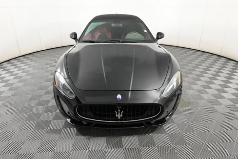 Used 2015 Maserati GranTurismo Sport image 3