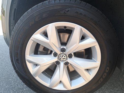 Used 2019 Volkswagen Atlas SE image 31