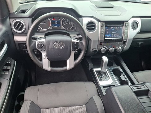 Used 2015 Toyota Tundra SR5 w/ SR5 Upgrade Package image 2