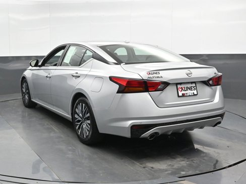 Used 2023 Nissan Altima 2.5 SL image 10