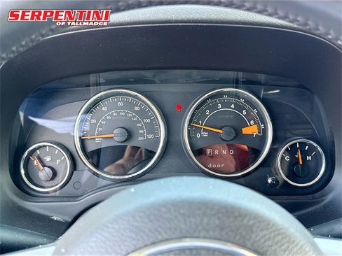 Used 2015 Jeep Compass High Altitude image 13