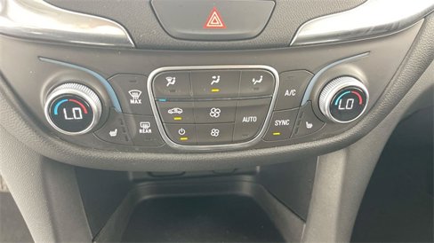 Used 2018 Chevrolet Equinox LT image 40
