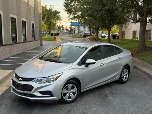Used 2017 Chevrolet Cruze LS image 1