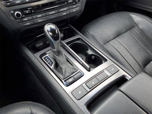 Used 2015 Hyundai Genesis 3.8 image 23