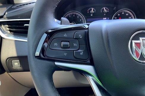 Used 2022 Buick Enclave Essence image 19