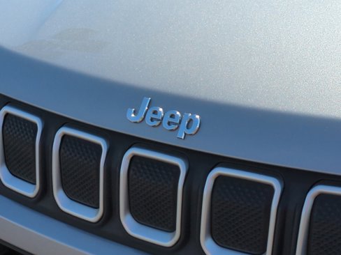 Used 2022 Jeep Compass Latitude w/ Convenience Group image 23