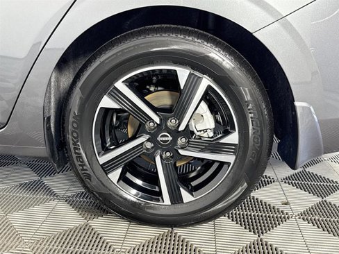 Certified 2025 Nissan Sentra SV image 30
