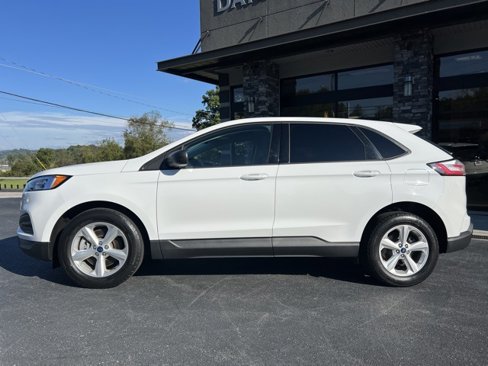 Used 2019 Ford Edge SE image 3