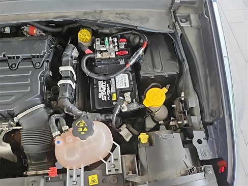 Used 2022 Jeep Renegade Latitude image 39