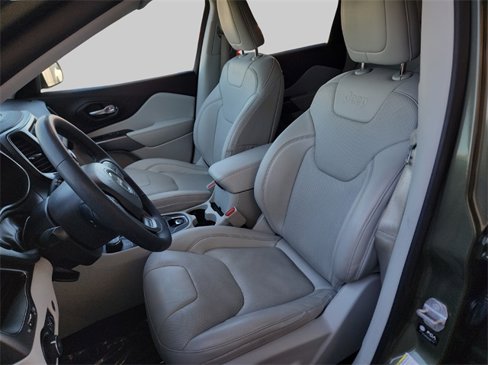 Used 2021 Jeep Cherokee Latitude Lux w/ Comfort/Convenience Group image 26