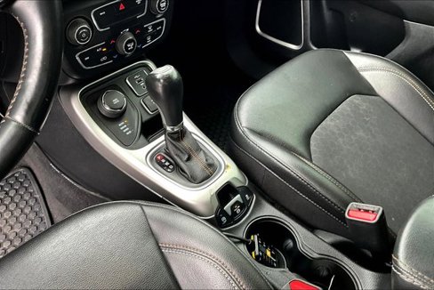Used 2019 Jeep Compass Latitude w/ Popular Equipment Group image 14
