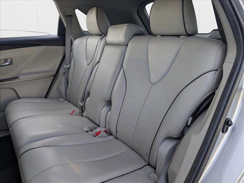 Used 2015 Toyota Venza XLE image 20