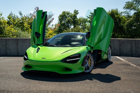 New 2025 McLaren 750S Spider image 4