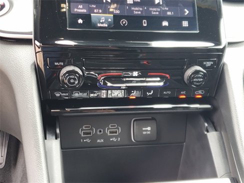 New 2025 Jeep Grand Cherokee Laredo X image 23