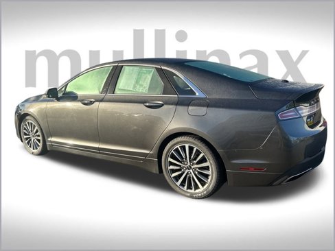 Used 2019 Lincoln MKZ Reserve image 9
