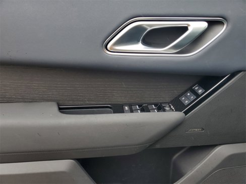 Used 2024 Land Rover Range Rover Velar Dynamic SE image 13