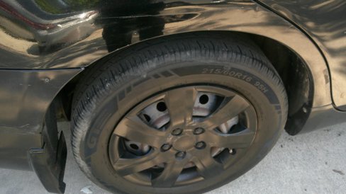 Used 2010 Toyota Camry LE image 5