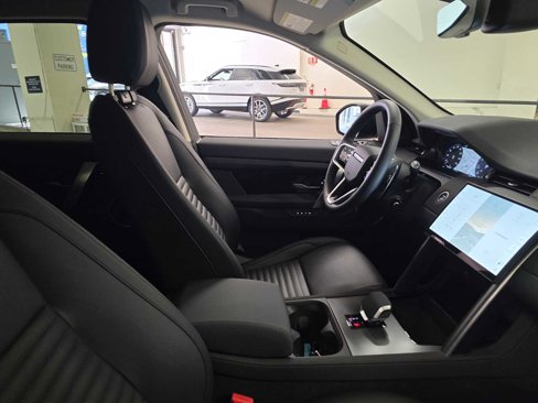Certified 2025 Land Rover Discovery Sport S image 10