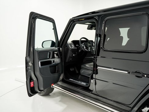 Used 2023 Mercedes-Benz G 550 image 9
