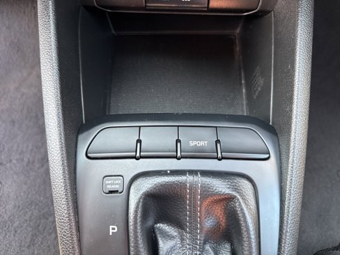 Used 2019 Kia Rio S image 37