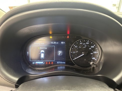 Used 2021 Nissan Kicks SV image 27