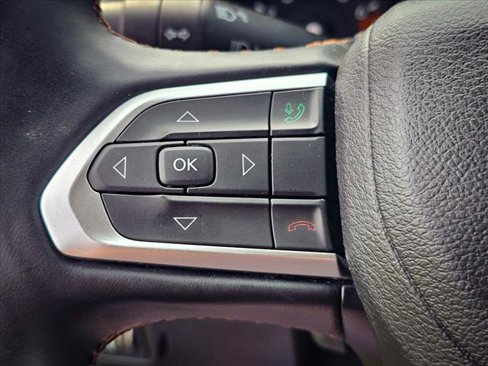 Used 2022 Jeep Compass Limited image 20