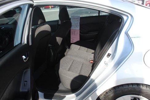 Used 2016 Kia Forte LX image 11