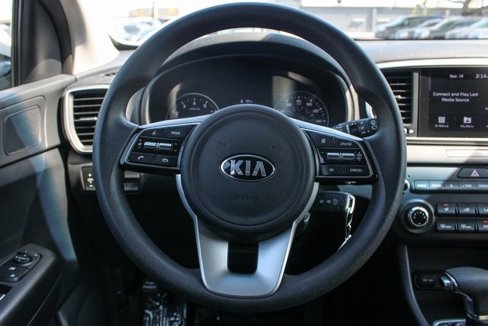Used 2020 Kia Sportage LX image 25