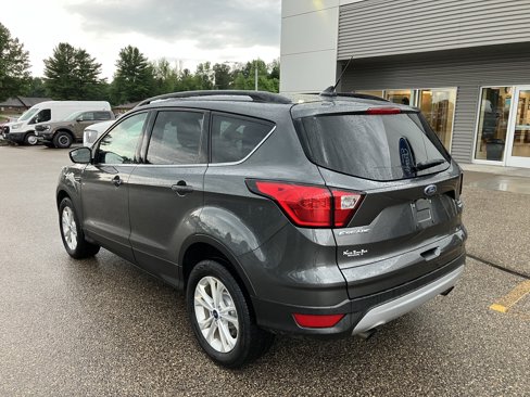 Used 2019 Ford Escape SEL image 8