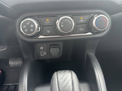 New 2025 Nissan Versa S image 13