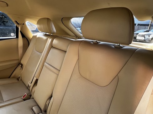 Used 2013 Lexus RX 450h FWD image 33