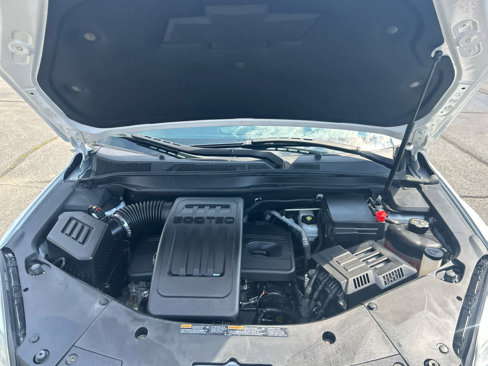 Used 2017 Chevrolet Equinox LT w/ Convenience Package image 27