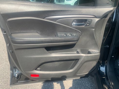 Used 2022 Honda Pilot Special Edition image 12