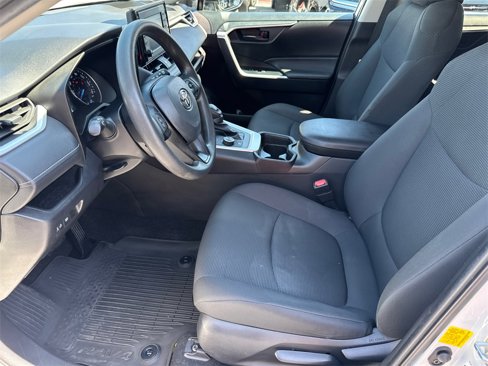 Used 2021 Toyota RAV4 LE image 24