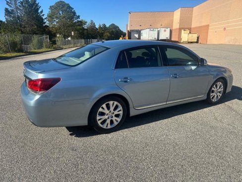 Used 2012 Toyota Avalon image 36