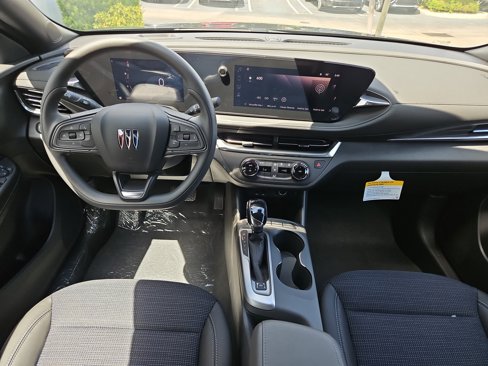 New 2025 Buick Envista Preferred image 9