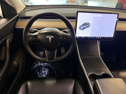 Used 2020 Tesla Model Y Performance image 23