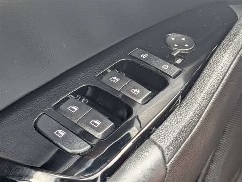 Used 2025 Kia Sportage EX image 19